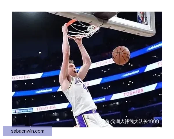热火伤病潮再添一人 韦德热身脚踝受伤能否出战成疑